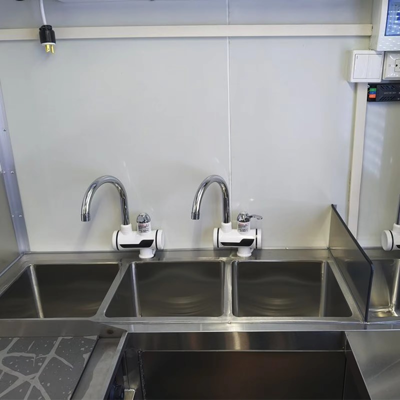 Maßgefertigte Imbisswagen zum  – Coffee Equipment Hamburg Bewertung und Preis